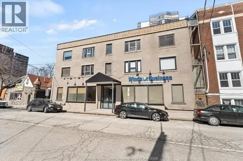 552-554 Pitt Street West Windsor ON N9A 5M2