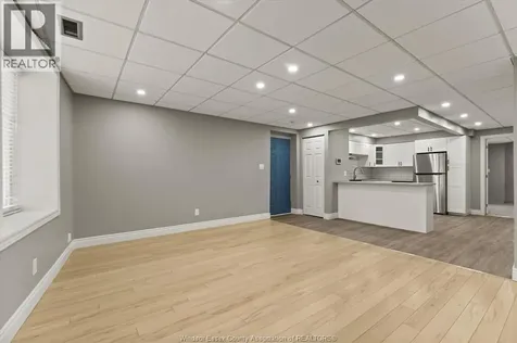 552-554 Pitt Street West Windsor ON N9A 5M2