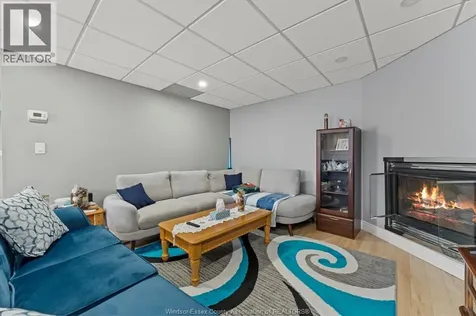 552-554 Pitt Street West Windsor ON N9A 5M2