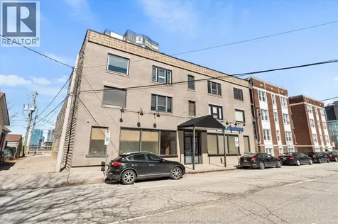 552-554 Pitt Street West Windsor ON N9A 5M2