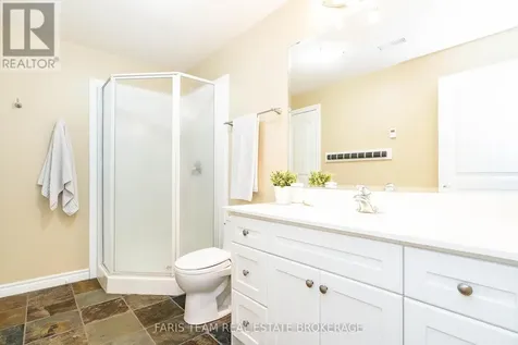138 Knox Road East Wasaga Beach ON L9Z 2T5