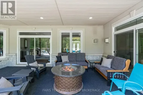 138 Knox Road East Wasaga Beach ON L9Z 2T5