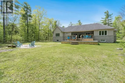 138 Knox Road East Wasaga Beach ON L9Z 2T5