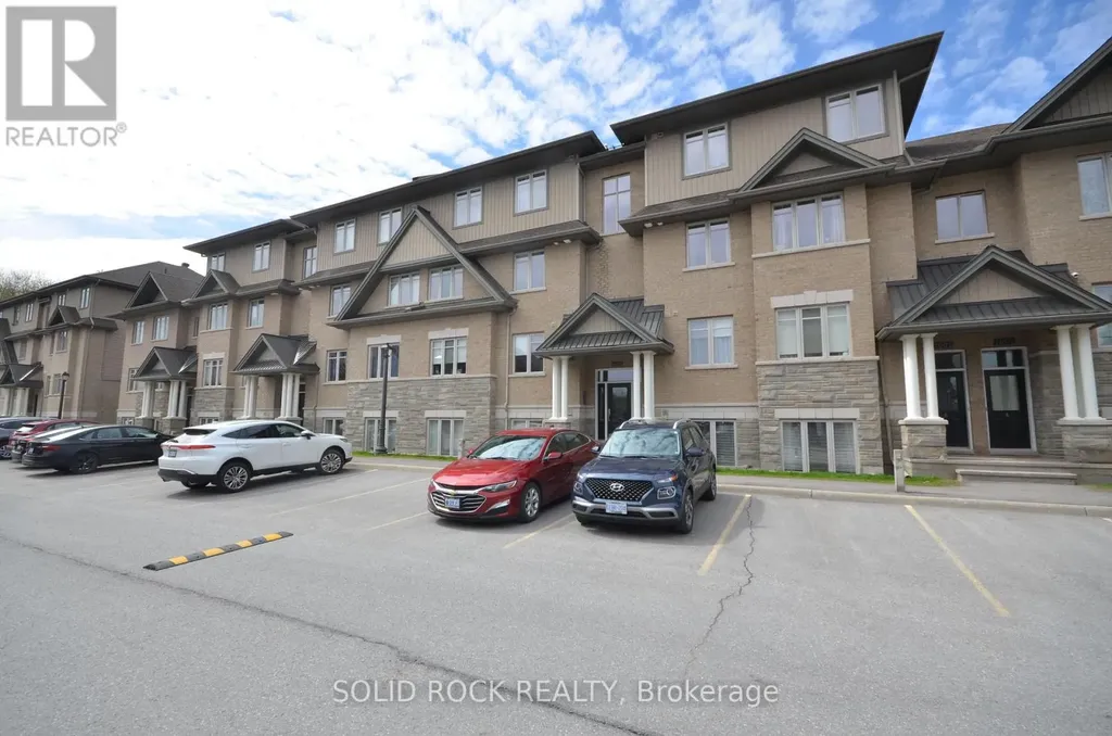 1004 Beryl Private Ottawa ON K1V 2M4
