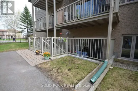 1004 Beryl Private Ottawa ON K1V 2M4