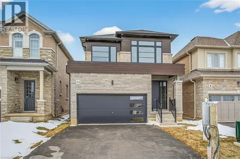 12 Shady Oaks Trail Hamilton ON L9B 0E9