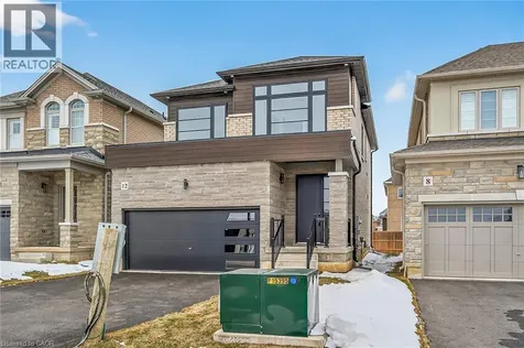 12 Shady Oaks Trail Hamilton ON L9B 0E9