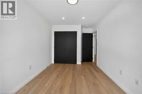 12 Shady Oaks Trail Hamilton ON L9B 0E9