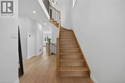 12 Shady Oaks Trail Hamilton ON L9B 0E9