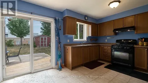 139 Wawinet Street Midland ON L4R 5A9