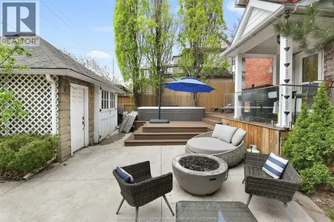 719 Victoria Avenue Windsor ON N9A 4N3