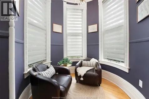 719 Victoria Avenue Windsor ON N9A 4N3