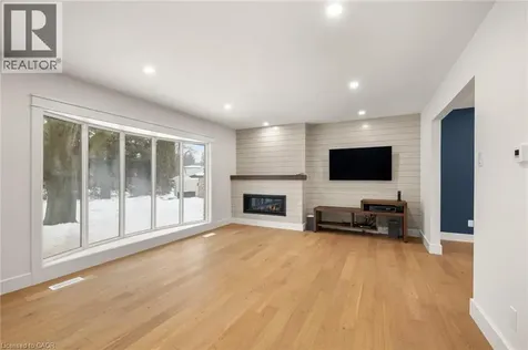 361 Coleridge Place Waterloo ON N2L 2V7