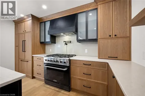 361 Coleridge Place Waterloo ON N2L 2V7