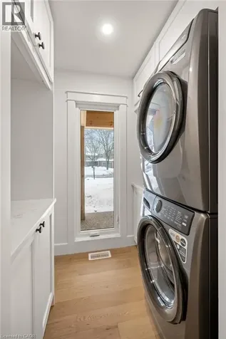 361 Coleridge Place Waterloo ON N2L 2V7