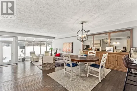 8 Beck Boulevard Penetanguishene ON L9M 1C3