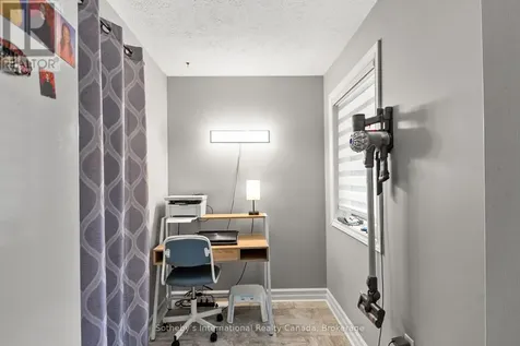 8 Beck Boulevard Penetanguishene ON L9M 1C3