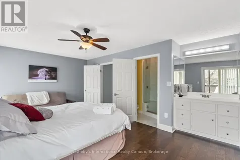 8 Beck Boulevard Penetanguishene ON L9M 1C3