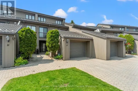 8 Beck Boulevard Penetanguishene ON L9M 1C3