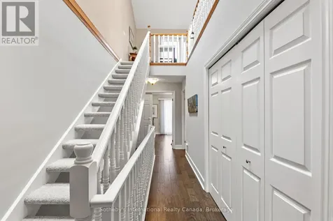 8 Beck Boulevard Penetanguishene ON L9M 1C3