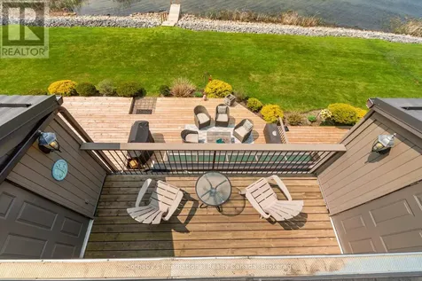 8 Beck Boulevard Penetanguishene ON L9M 1C3