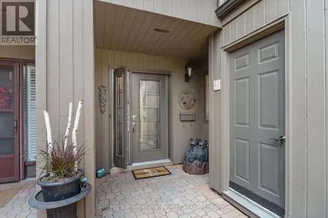 8 Beck Boulevard Penetanguishene ON L9M 1C3