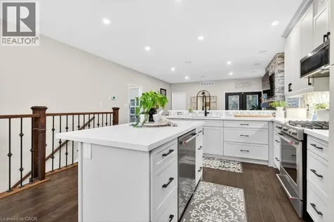 117 Monarch Street Welland ON L3C 0E6