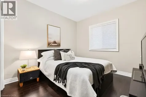 117 Monarch Street Welland ON L3C 0E6