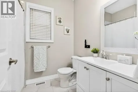 117 Monarch Street Welland ON L3C 0E6