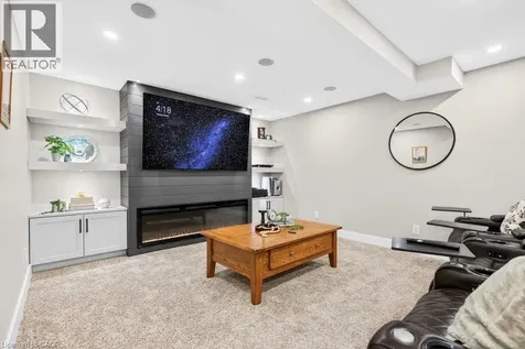 117 Monarch Street Welland ON L3C 0E6