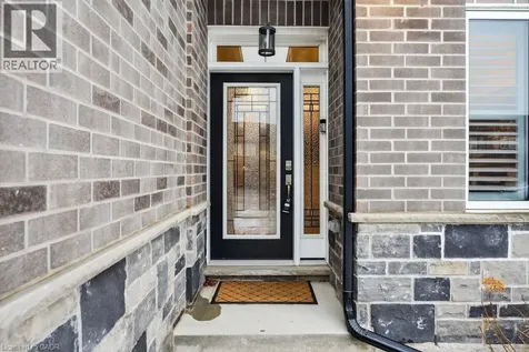 117 Monarch Street Welland ON L3C 0E6