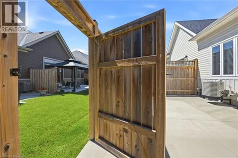 14 Dorchester Boulevard South St. Catharines ON L2M 0B8