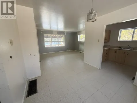 14 Superior Avenue Ignace ON P0T 1T0