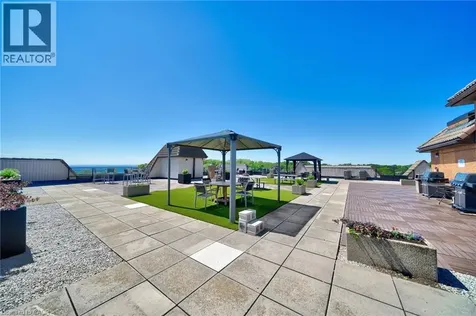 102 Bronte Road Oakville ON L6L 6J5