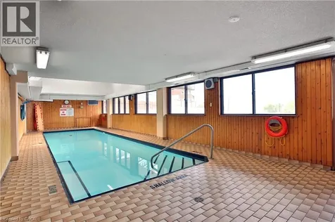 102 Bronte Road Oakville ON L6L 6J5