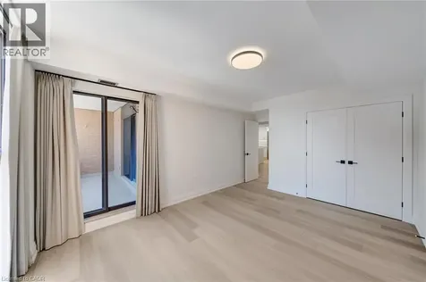 102 Bronte Road Oakville ON L6L 6J5