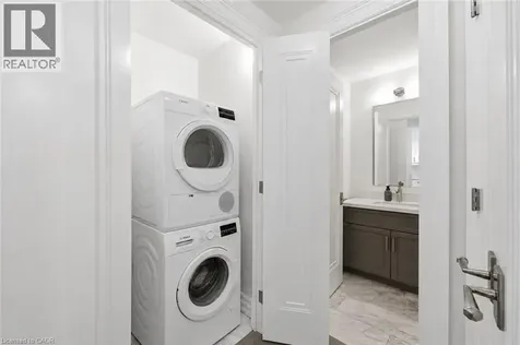 2060 Lakeshore Road Burlington ON L7R 0G2