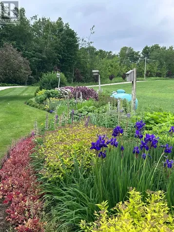 608450 12th Sideroad Blue Mountains ON N0H 2E0