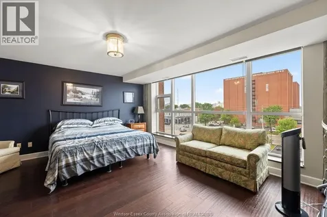 2175 Wyandotte Street East Windsor ON N8Y 5B9