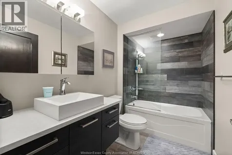2175 Wyandotte Street East Windsor ON N8Y 5B9