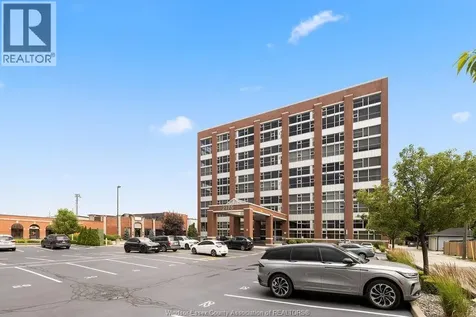 2175 Wyandotte Street East Windsor ON N8Y 5B9