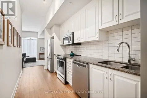 485 Richmond Road Ottawa ON K2A 3W9