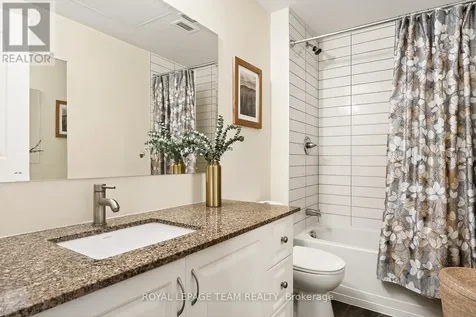 485 Richmond Road Ottawa ON K2A 3W9