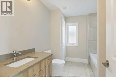 18 Woodland Street Kingsville ON N9Y 0A9