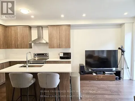 12 Schmeltzer Crescent Richmond Hill ON L4E 1A2