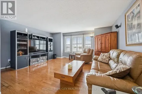 11 Acorn Way West Cambridge ON N1R 8M3