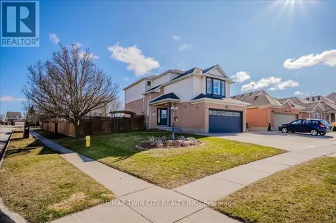 11 Acorn Way West Cambridge ON N1R 8M3