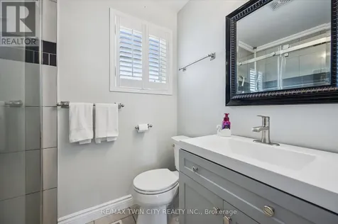 11 Acorn Way West Cambridge ON N1R 8M3