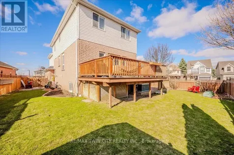 11 Acorn Way West Cambridge ON N1R 8M3