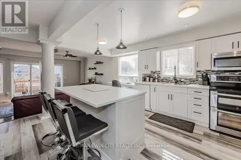 11 Acorn Way West Cambridge ON N1R 8M3